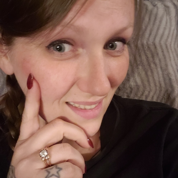 Meet the Posher Other - Meet your Posher, Keshia